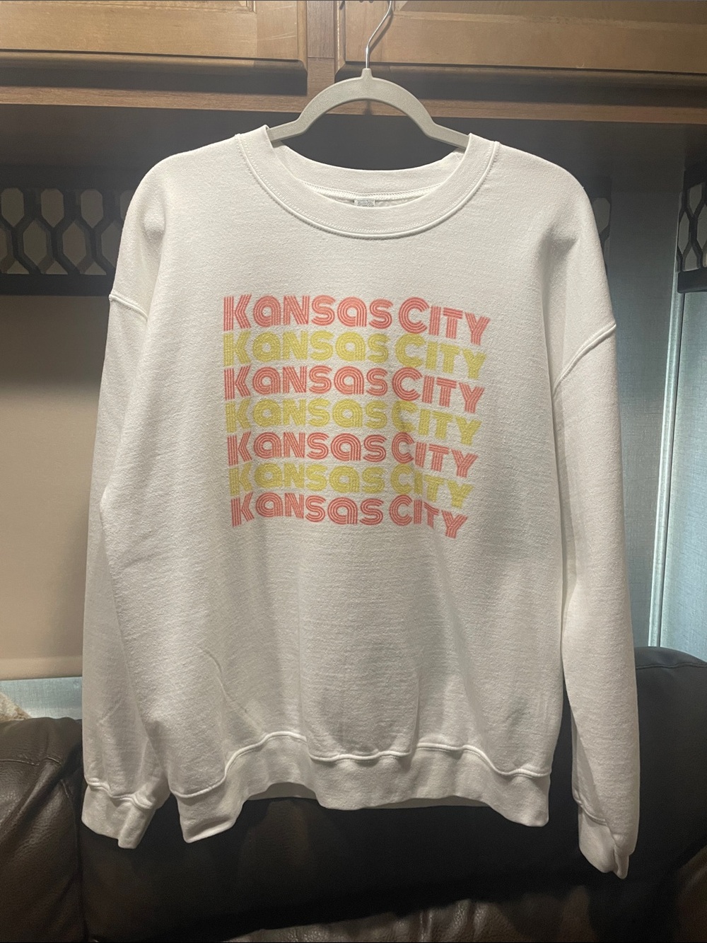 Kansas City Chiefs Large Crewneck Sweatshirt